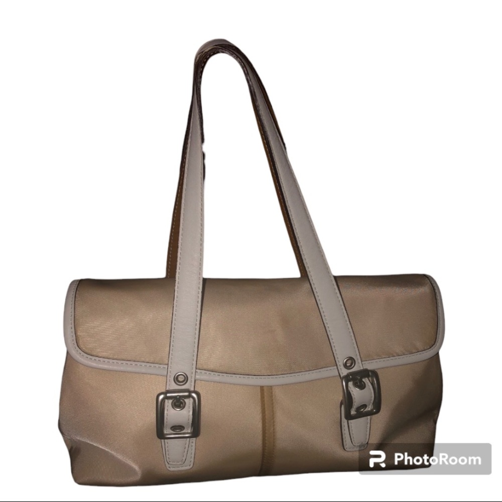 Coach Vtg Hampton HandBag in Beige / White GUC